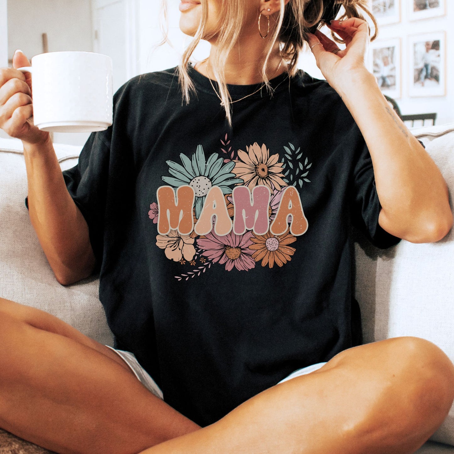 Retro Floral Mama T-Shirt
