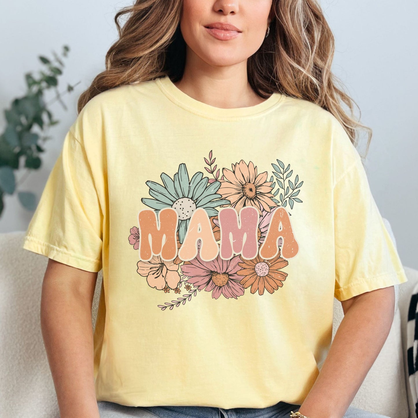 Retro Floral Mama T-Shirt